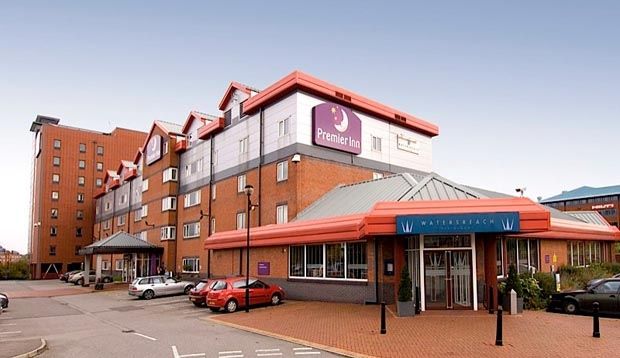 Premier Inn Manchester Old Trafford Salford (Greater Manchester) Exterior foto